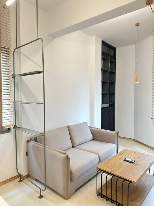 Apartament Yvonne Center By Thesbnb